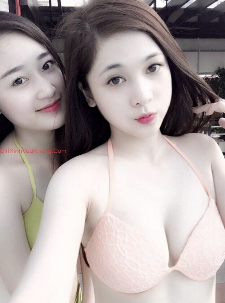 Hot girl vú to mặc bikini gợi cảm khoe hàng